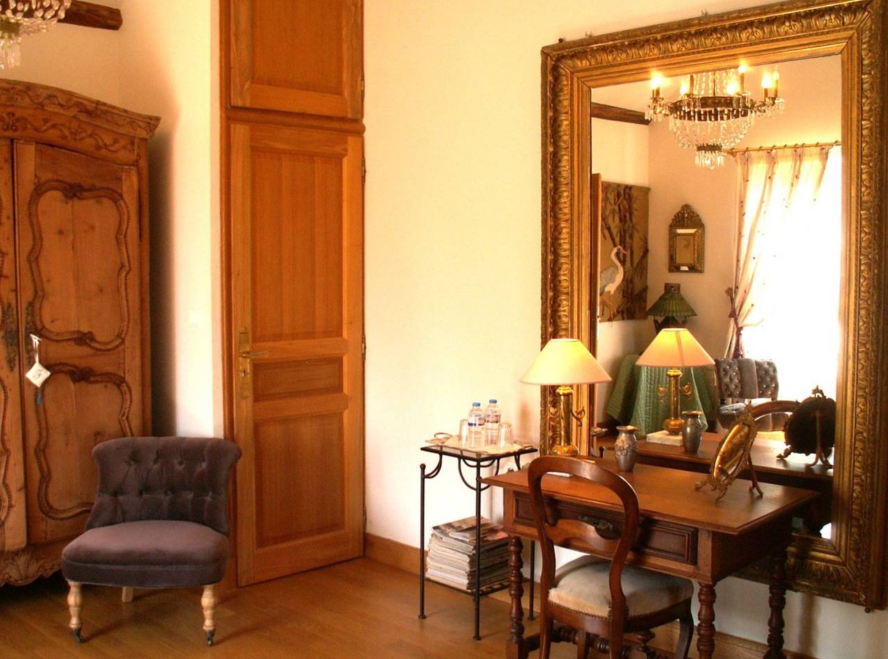Chambres au Pays du Grand Meaulnes - Chambre 1 in Épineuil-le-Fleuriel, Saint-Amand-Montrond