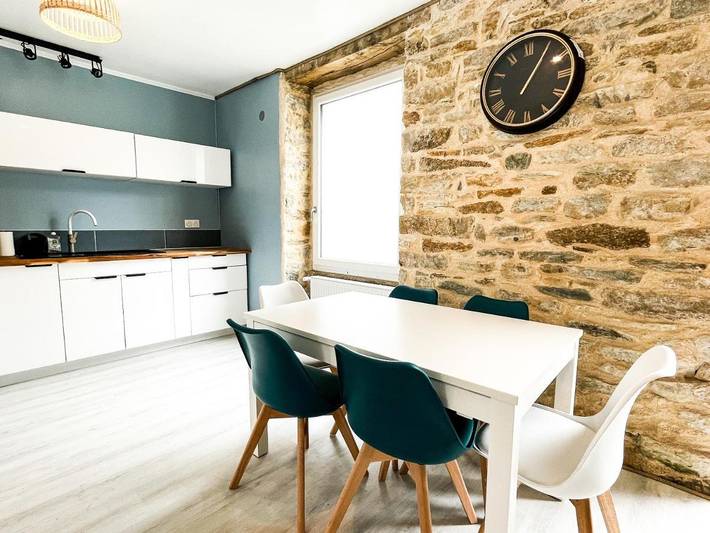 Location de vacances pour 9 personnes, avec terrasse et jardin à Peumerit - 4