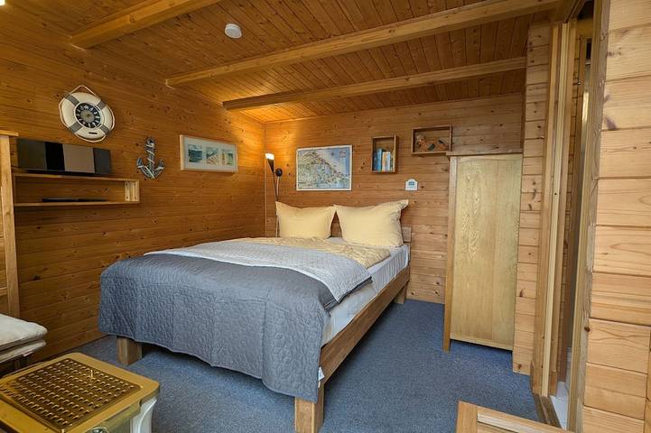 Bungalow für 2 Personen, mit Terrasse und Garten