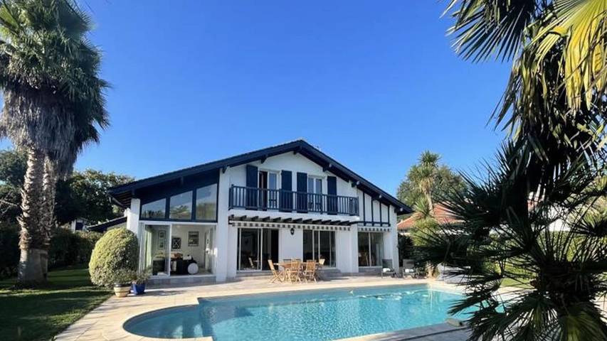 Ferienwohnung für 11 Personen, mit Pool und Garten, mit Haustier - 1