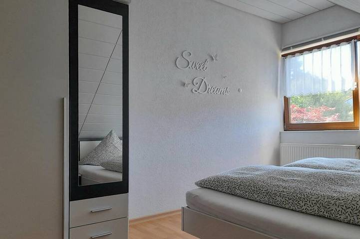 Ferienwohnung für 2 Personen, mit Balkon und Garten in Görwihl - 4