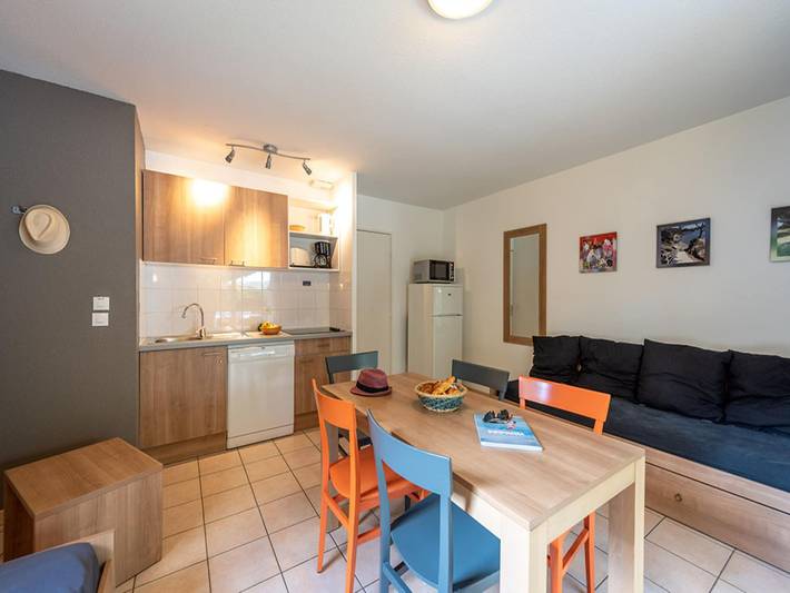 Gîte pour 3 personnes, avec piscine et terrasse, adapté aux familles à Saumur - 3