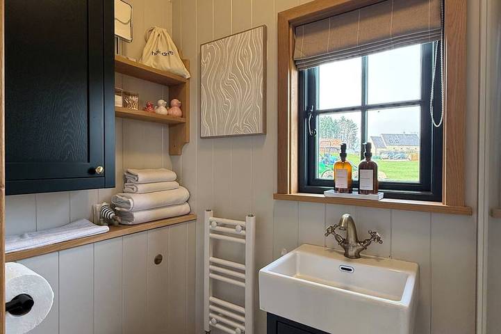 Luxury Shepherd Hut situated on a private 30 acre estate in the heart of Rutland in Ketton, Rutland