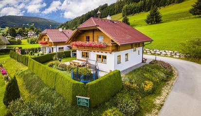 Chalet voor 10 Personen in Mariapfarr, Bezirk Tamsweg, Afbeelding 3