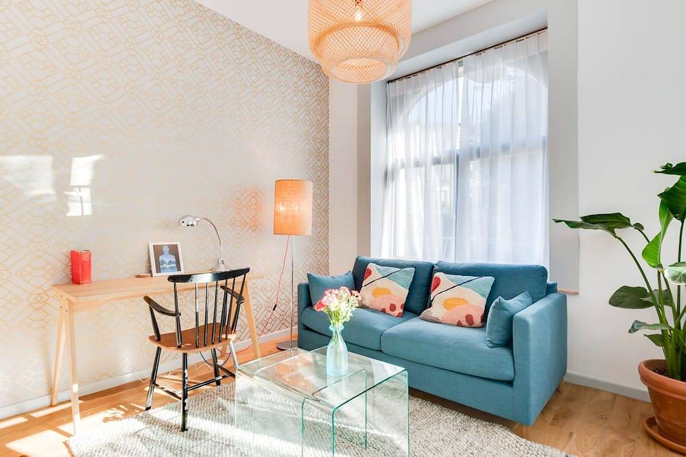 Entire apartment, Europea Newton Ii Terrace Residence - Brussels Eu Area in Brussels, Flanders