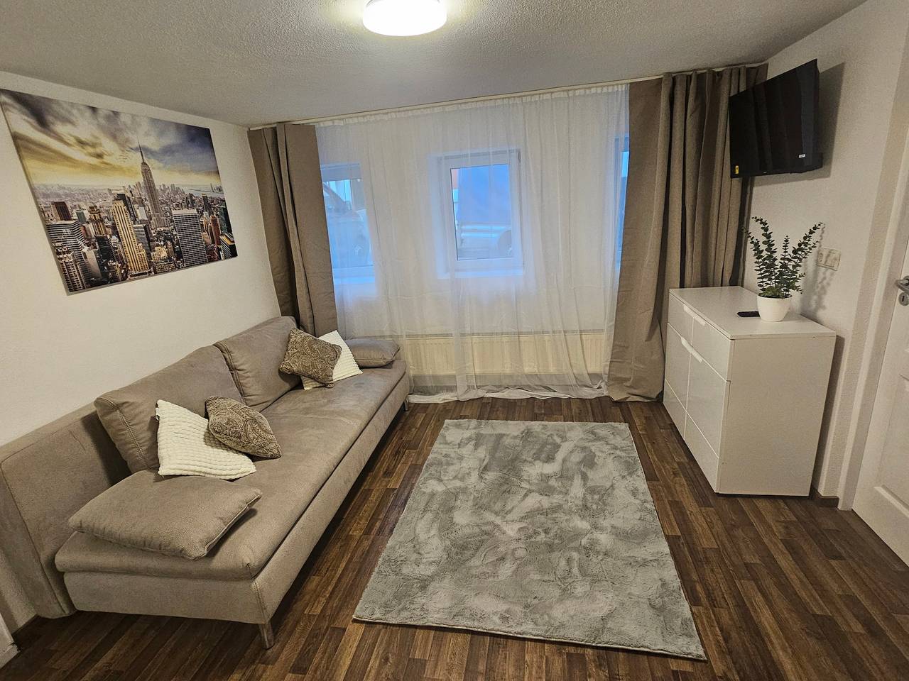 Appartement entier, Appartement 'By B2' avec Wi-Fi in Thüngen, Maindreieck