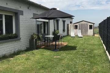 Gîte pour 4 personnes, avec jardin, animaux acceptés à Quaëdypre