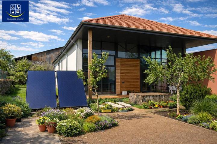 Chambre d’hôte pour 4 personnes, avec Terrasse ainsi que Jardin et Vue