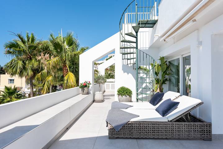 Ganze Wohnung, Penthouse Chilli in Benahavís, Costa del Sol