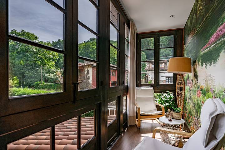 Maison de vacances 'El Reinazu' avec vue montagne, terrasse privée et Wi-Fi in Sotu Cangues, Cangas de Onís