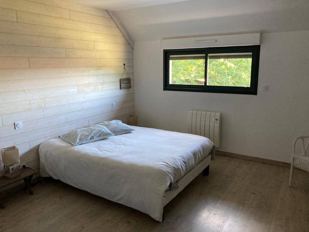 Family Room with Garden View in Cossé-le-Vivien, Mayenne