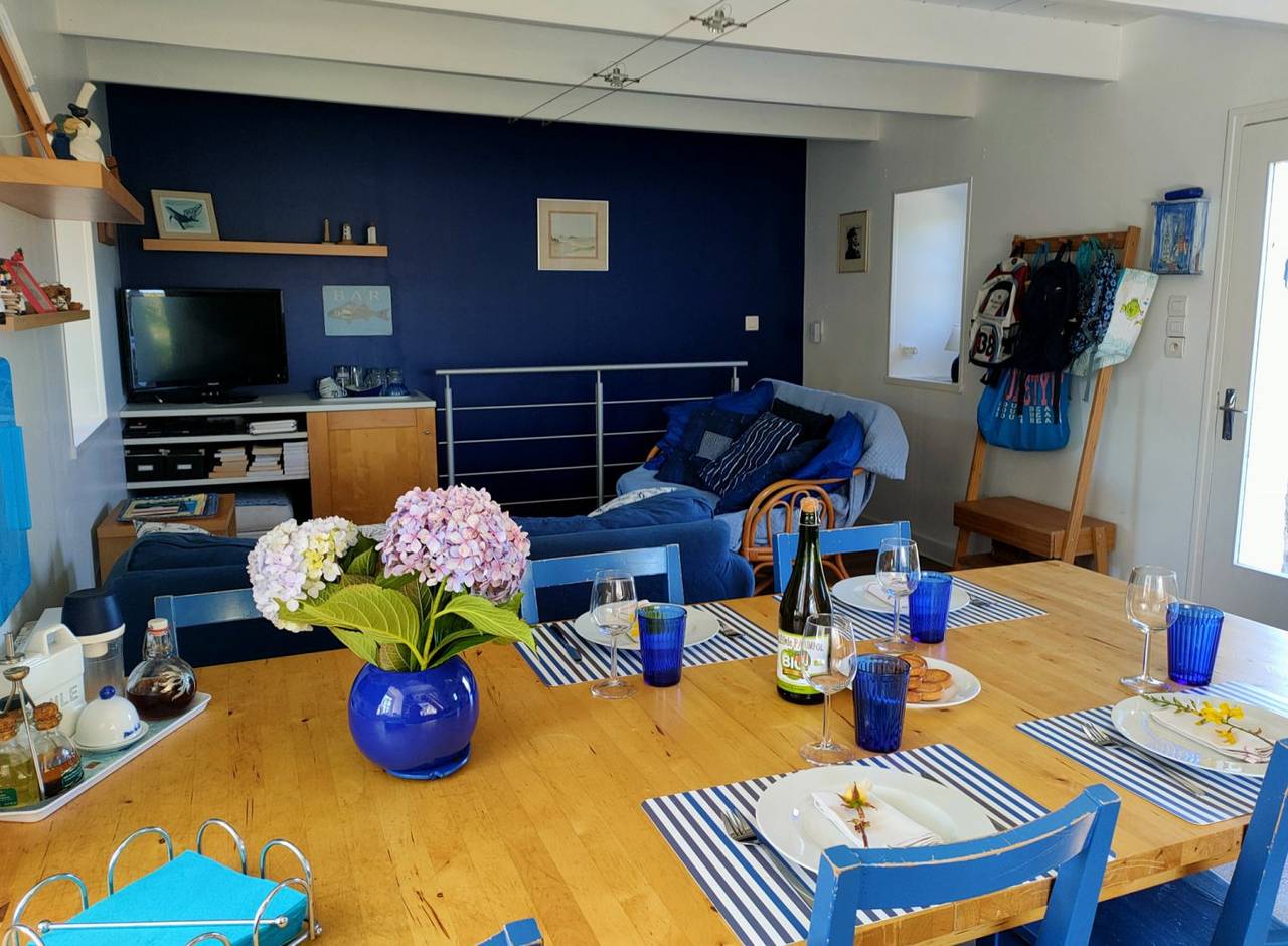 Gîte d'Est-en-Ouest in Pleumeur-Gautier, Côte de Granit Rose