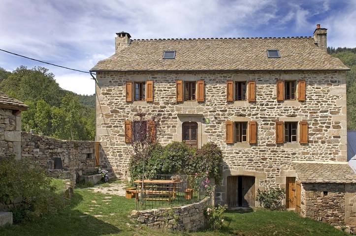Gîte pour 8 personnes, avec Terrasse ainsi que Jardin et Vue