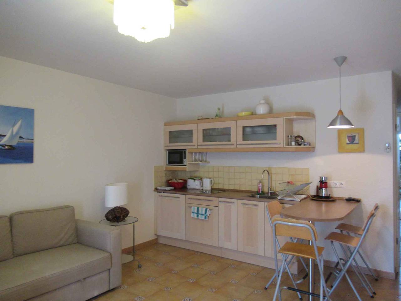 Apartamento vacacional entero, Apartamento de vacaciones en el paseo marítimo de Csopak  in Csopak, Balatonfüredi járás