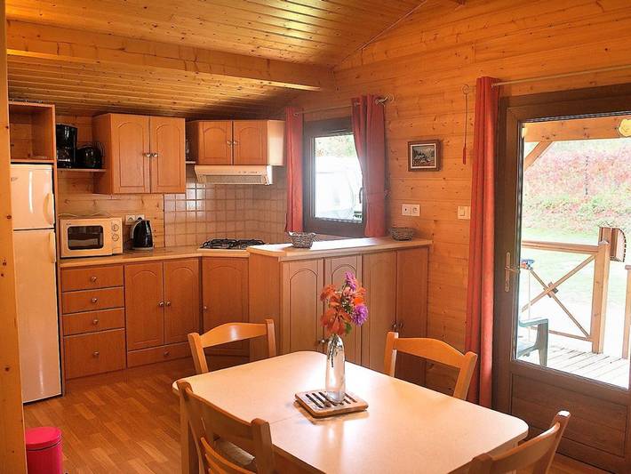 Gîte pour 6 personnes, avec terrasse dans Doucy-Combelouvière - 3