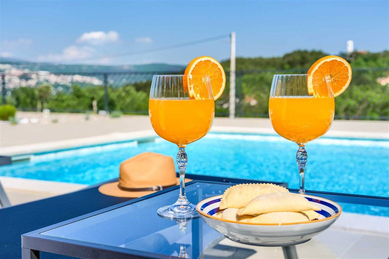 Villa Lagos - Pool, Spa, Jacuzzi und Red & Blue Lake in Imotski, Makarska Riviera