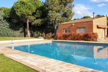 Location de vacances pour 3 personnes, avec jardin et terrasse à Boadilla del Monte