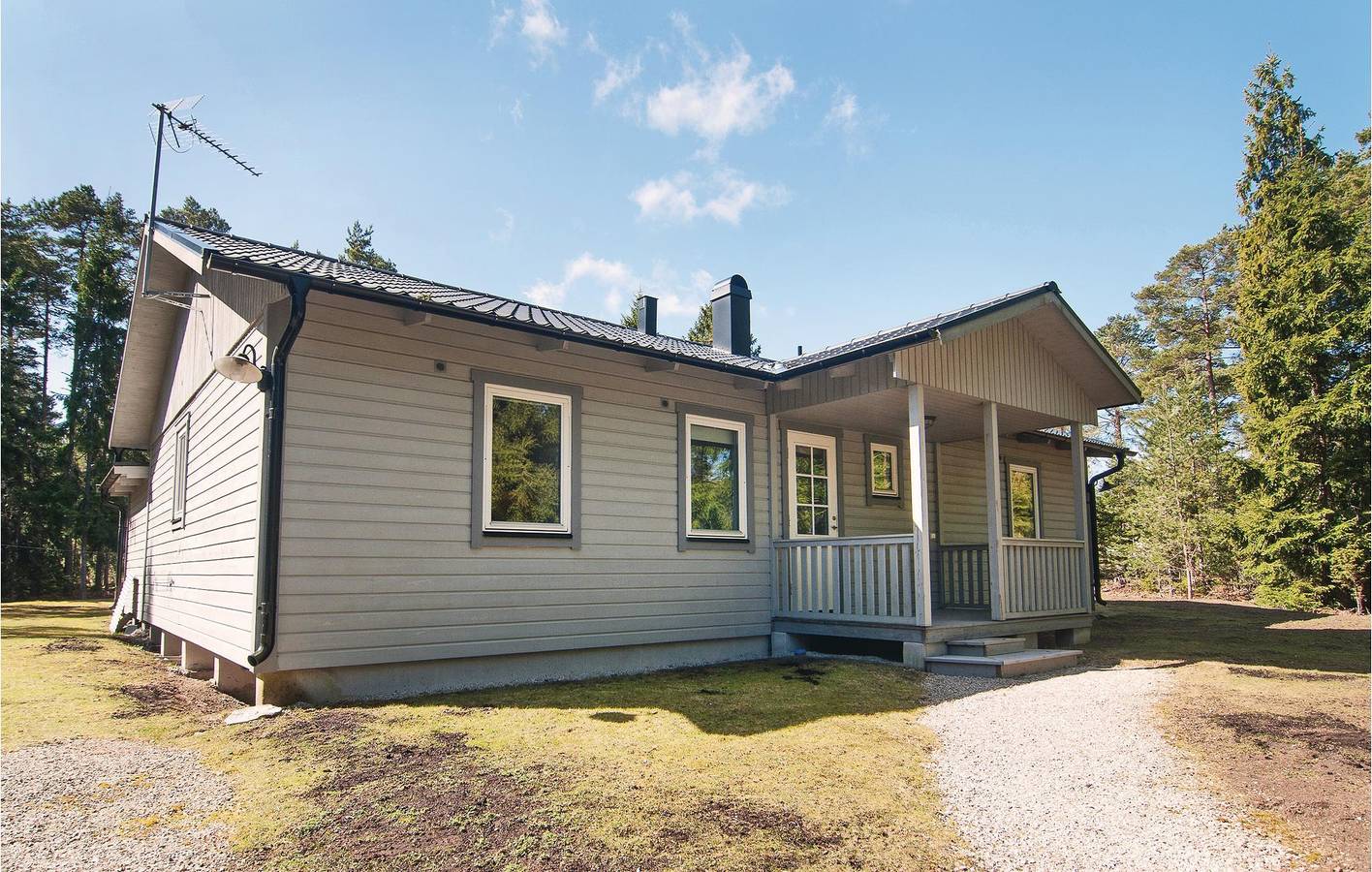 Feriehus for 7 personer med hage in Gotland