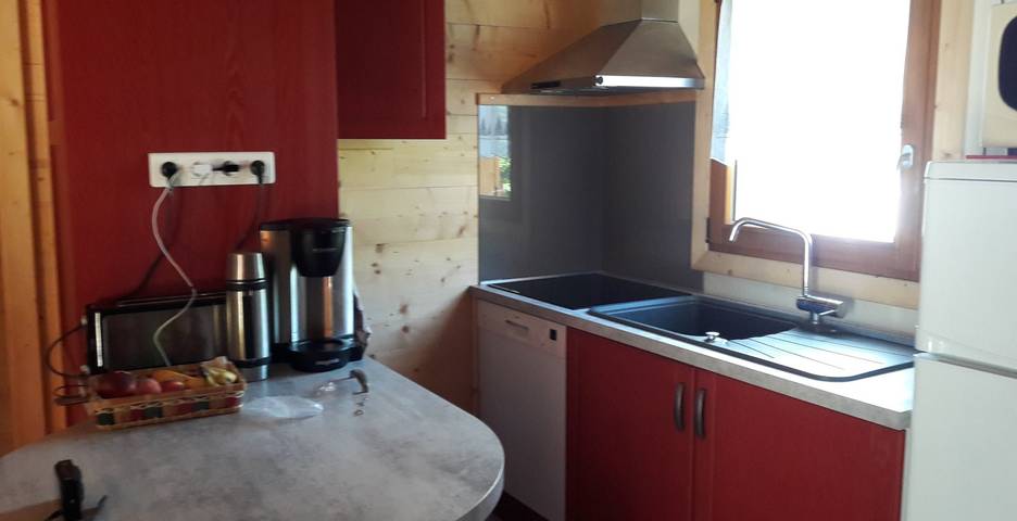 Chalet pour 8 personnes, avec terrasse dans l' Ain - 3