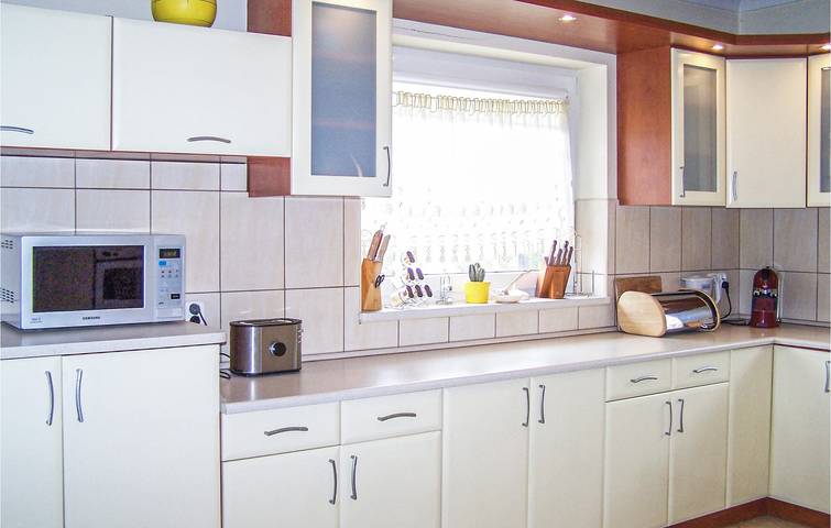 Ferienhaus für 8 Personen mit Terrasse in powiat wejherowski