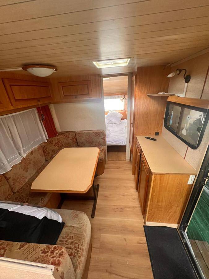 Camping pour 7 personnes, avec vue et jardin
