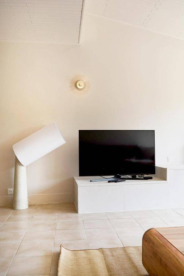 Location de vacances pour 12 personnes, avec jardin et vue ainsi que piscine et balcon à Auneau - 3