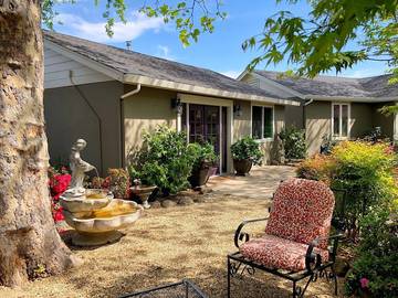 Cabin for 2 Guests in Wine Country, Sonoma County, Picture 4
