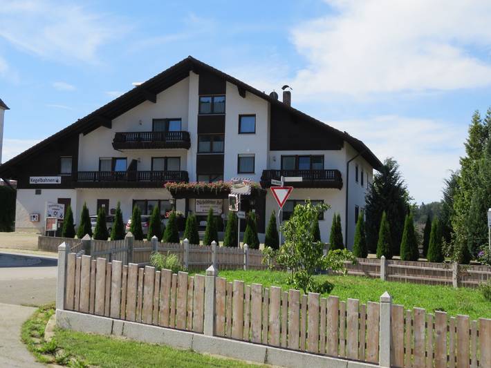 Gästehaus für 2 Personen, mit Balkon/Terrasse und Terrasse