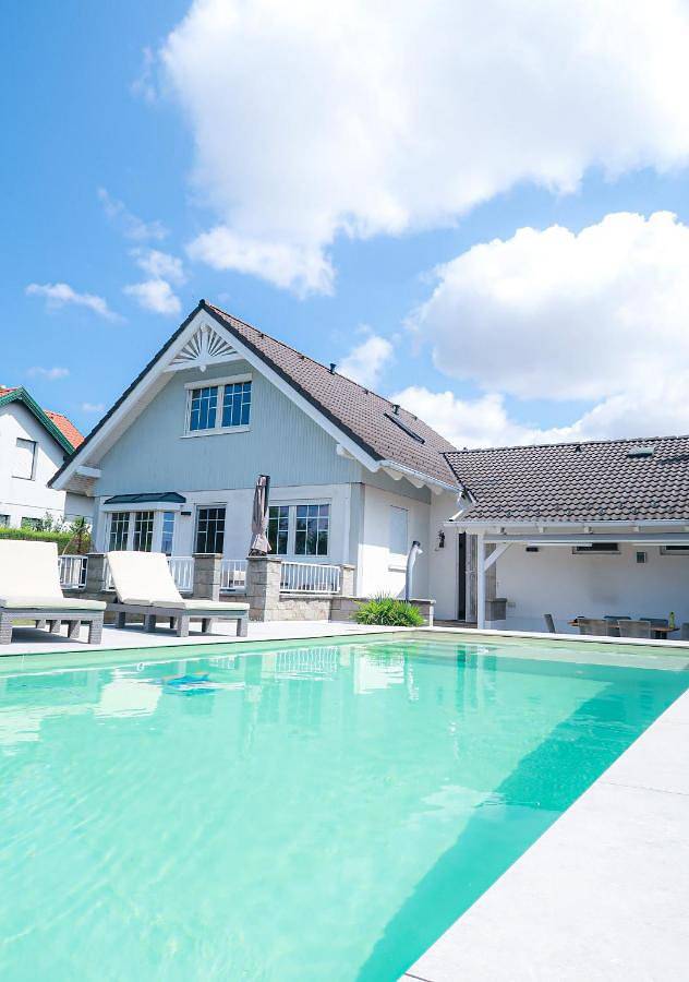 Three-Bedroom House in Neusiedl am See, Neusiedlersee-Hügelland