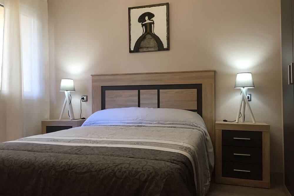 Apartamento entero, Coqueto apartamento al lado de Puerta de San Pedro (Muralla Romana) in Lugo, Provincia de Lugo