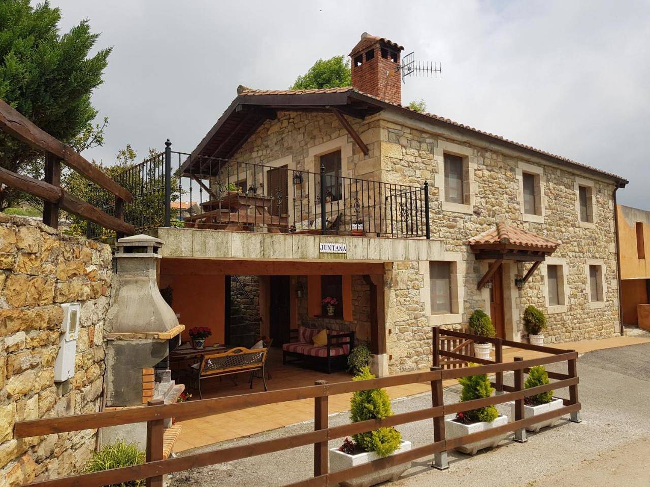 Casa Rural Juntana in Villacarriedo, Cordillera Cantábrica