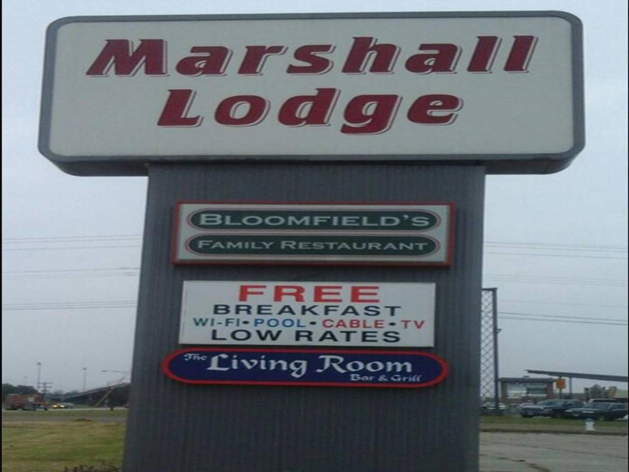Ganze Wohnung, Kingsize-bett Mit Küchenzeile Nichtraucher in Marshall (MO), Missouri