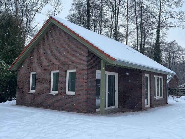 Ferienhaus für 4 Personen, mit Seeblick und Garten sowie Terrasse und Ausblick in Zwischenahner Meer - 2