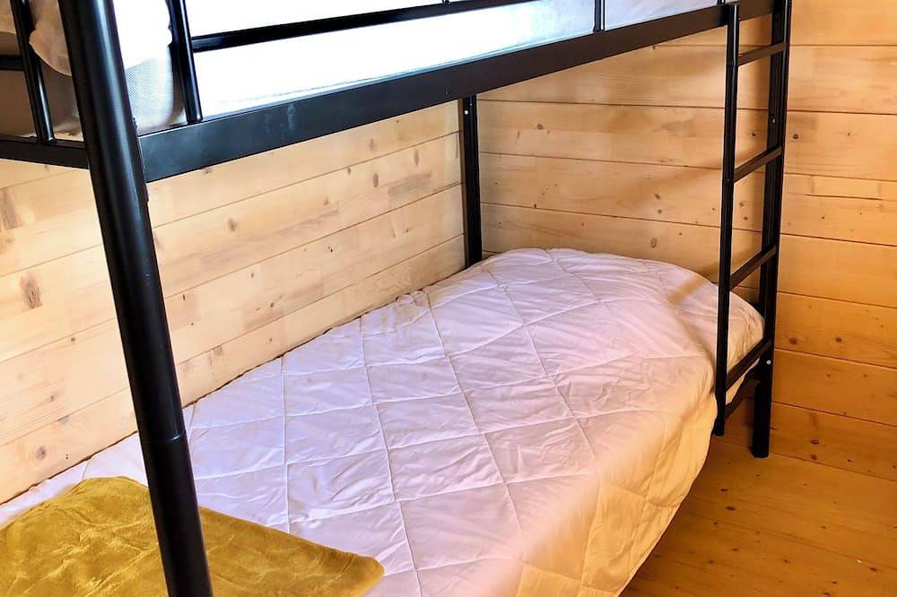 Accommodation sleeps 6 in quiet location Swimming pool open until 15/09 Pets welcome in Sulniac, Parque natural regional del Golfo de Morbihan