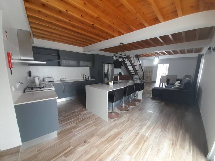 Villa for 5 people, with yard in Azores