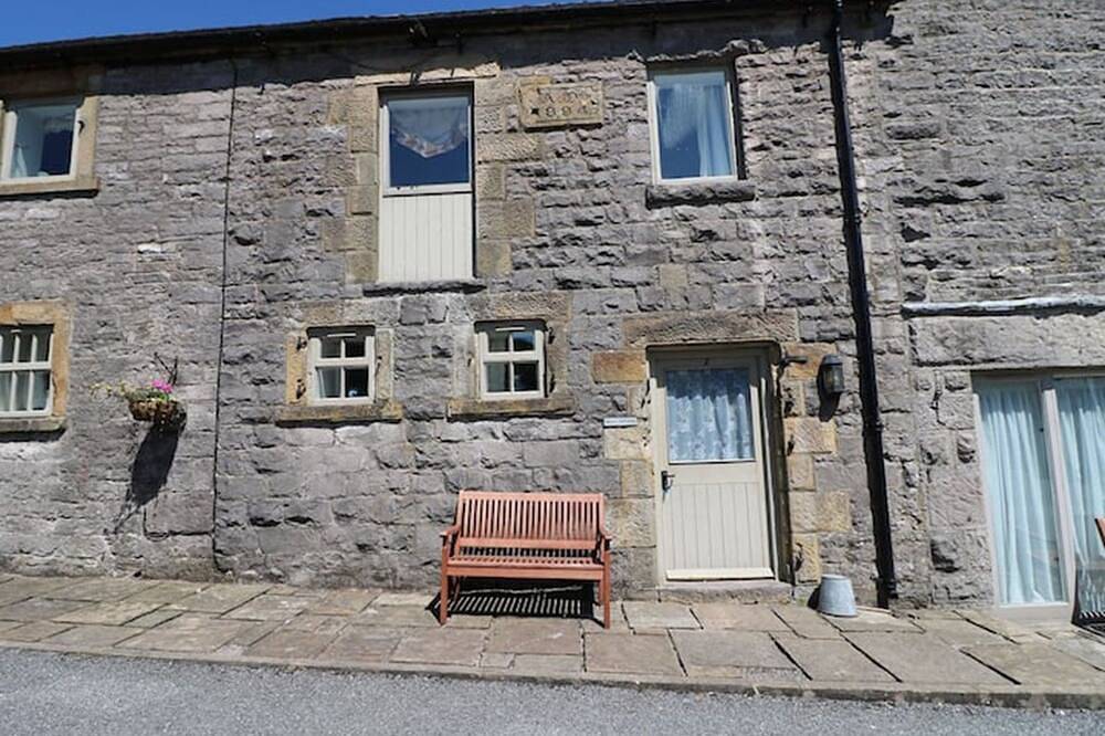 Glamping for 4 People in Peak District, Midlands