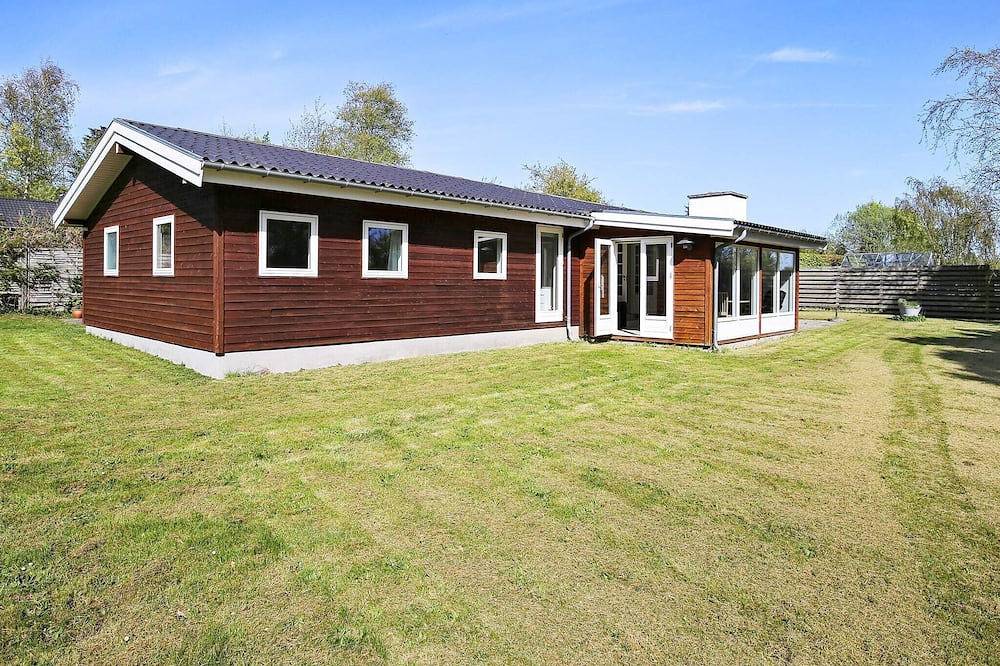6 person holiday home in Gilleleje-By Traum in Gilleleje, Kattegat Coast