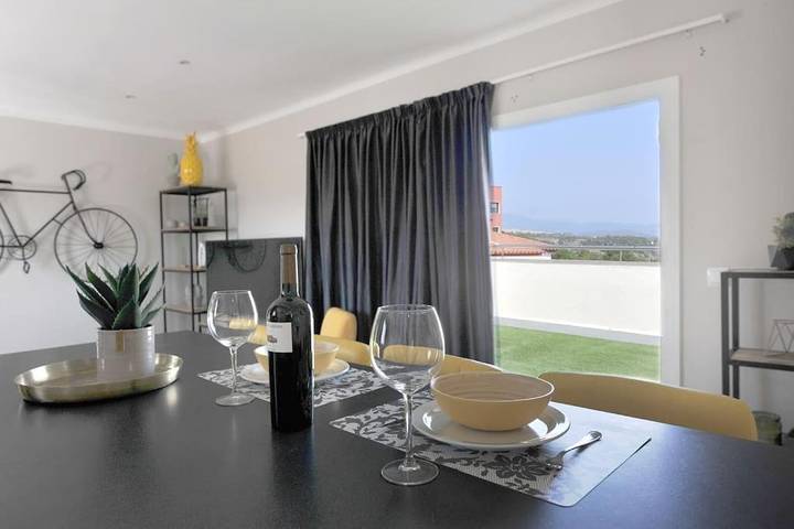 Gîte pour 4 personnes, avec vue et jardin, animaux acceptés dans Theatre Musee Dali - 4