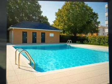 Gîte pour 4 personnes, avec balcon et piscine à Saint-André-lez-Lille