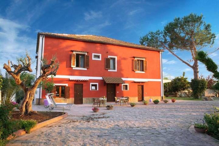 B&b per 5 persone, con giardino e panorama, con animali domestici a Paestum