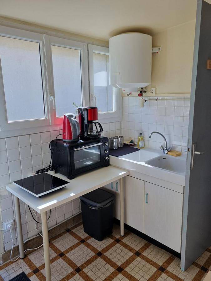 Appartement entier, Three-Bedroom Apartment in Luc-sur-Mer, Région de Caen