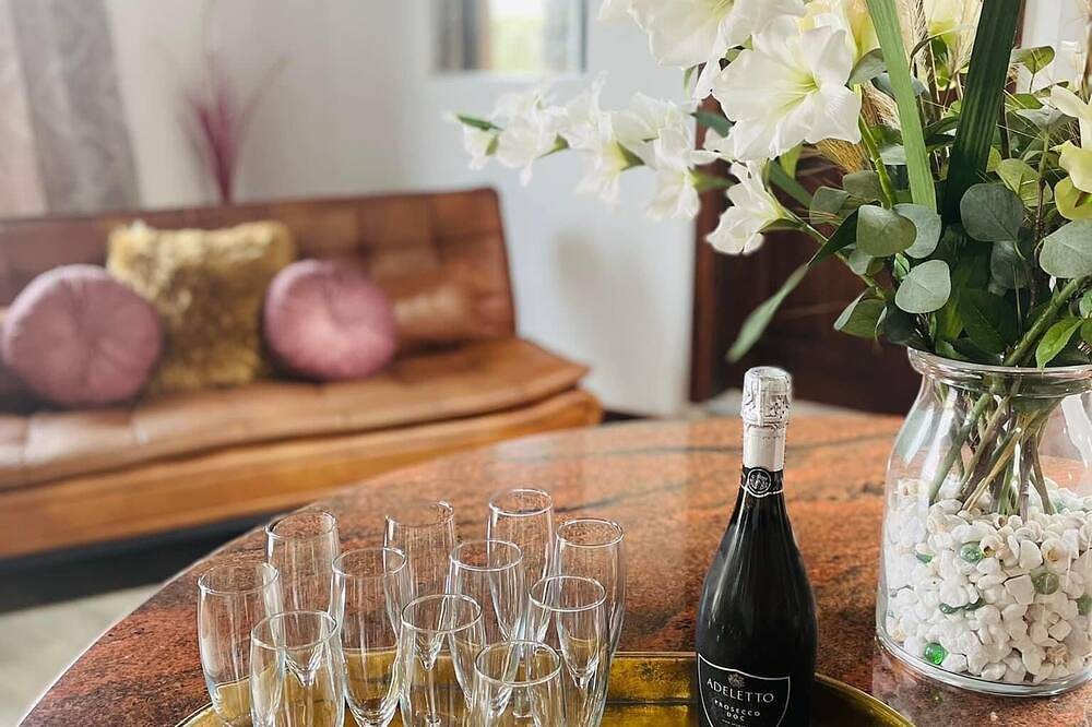 Exclusive Supervilla (12 bed/11 bath) Amazing Facilities, Sea and Mountain Views in Mácher, Tías