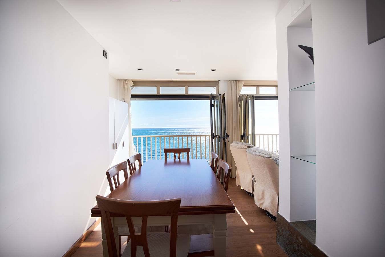 Holiday Home 'Ático De Lujo Frente Al Mar' with Sea View, Wi-Fi and Air Conditioning in Torrevieja Centre, Torrevieja