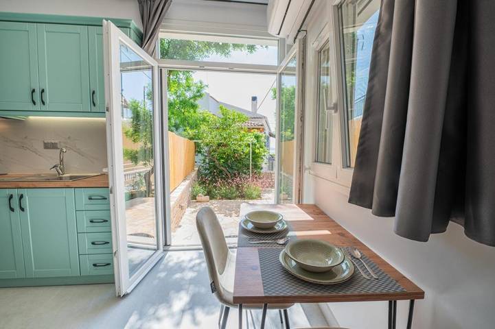 Appartement de vacances pour 2 personnes, avec terrasse et jardin
