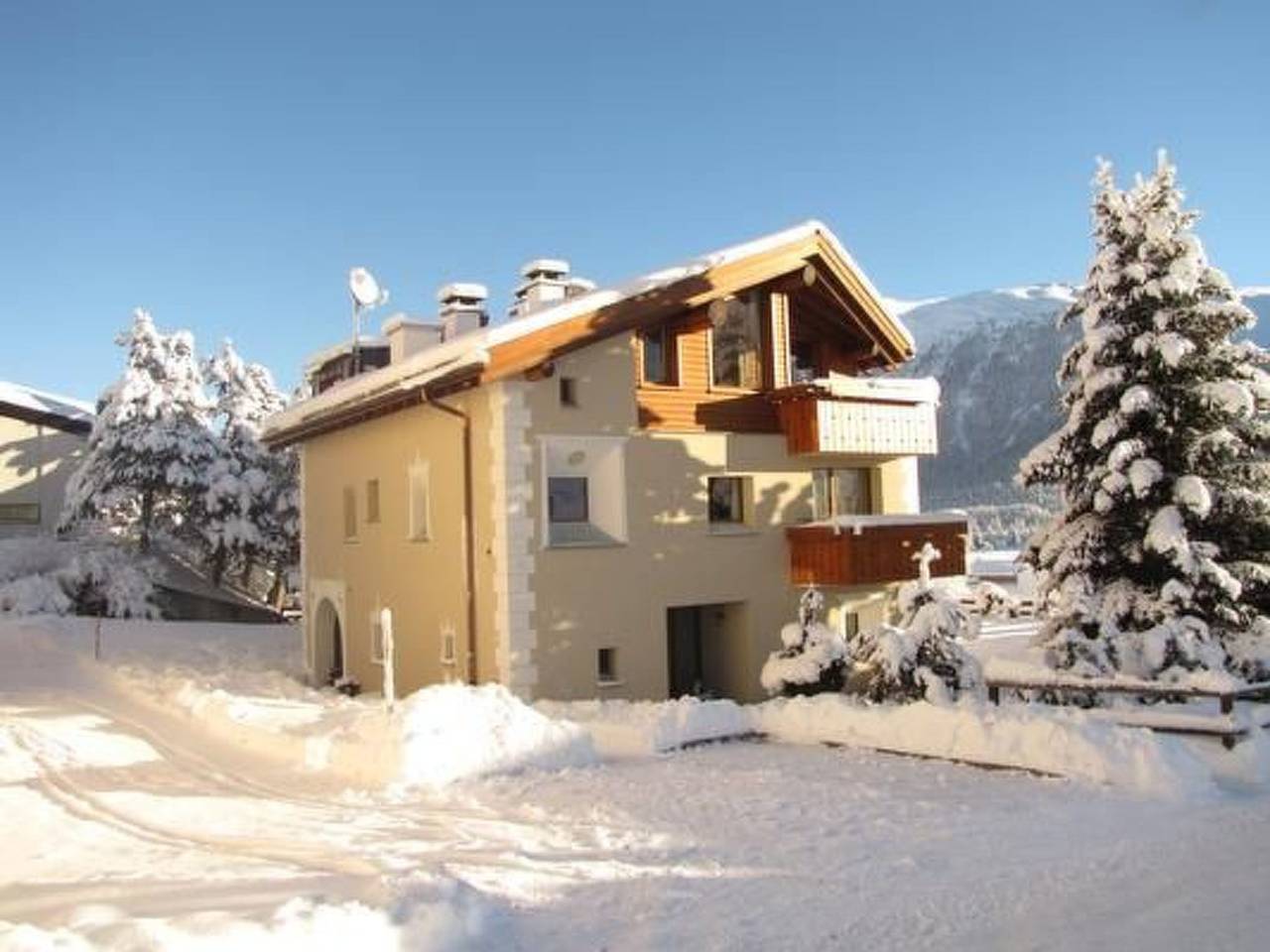 Ganze Wohnung, Celerina Chesa Aivla in Celerina, Sankt Moritz