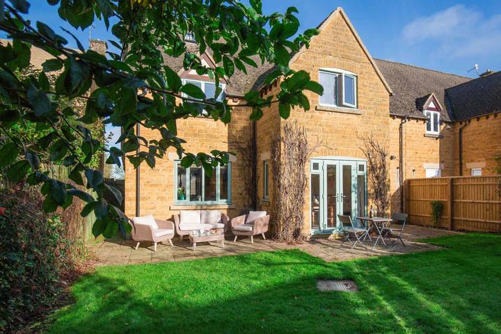 Gîte pour 6 personnes, avec jardin, animaux acceptés dans Cotswolds