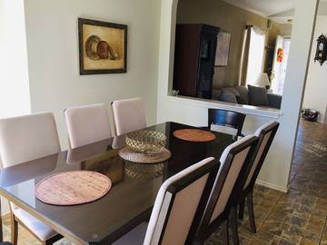 Vacation Home for 8 Guests in San Antonio, Bexar County, Picture 4