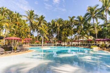 Hôtel pour 2 personnes, avec jardin ainsi que bassin pour enfant et piscine à L'Étang-Salé