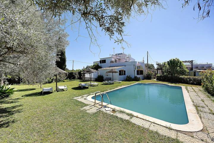 Casa de férias para 6 pessoas, com Jardim em Luz de Tavira