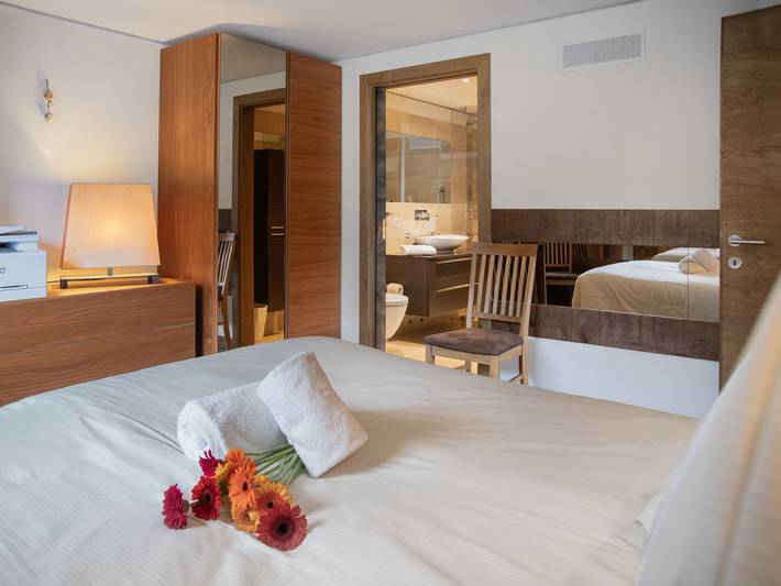 Ferienwohnung für 4 Personen, mit Seeblick und Sauna sowie Terrasse und Ausblick in St. Moritz - 4